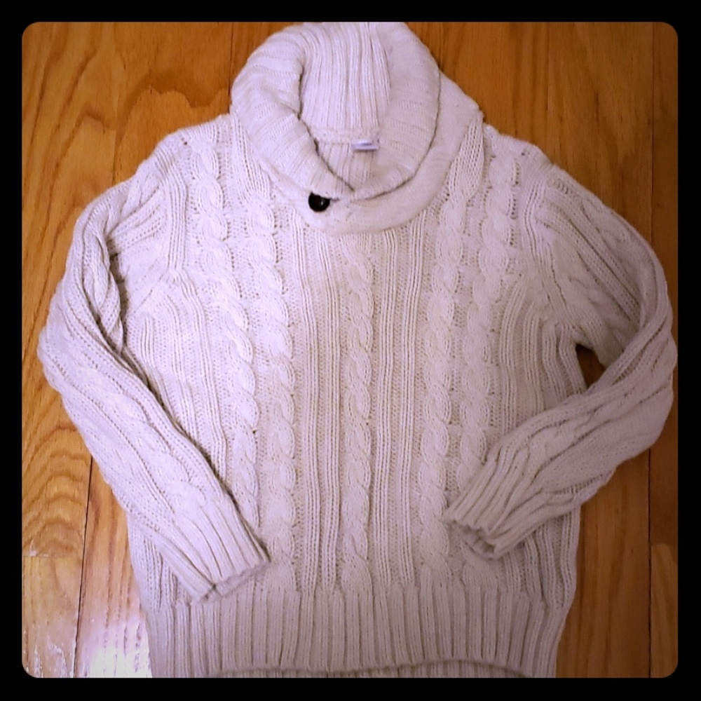 Old navy beige sweater